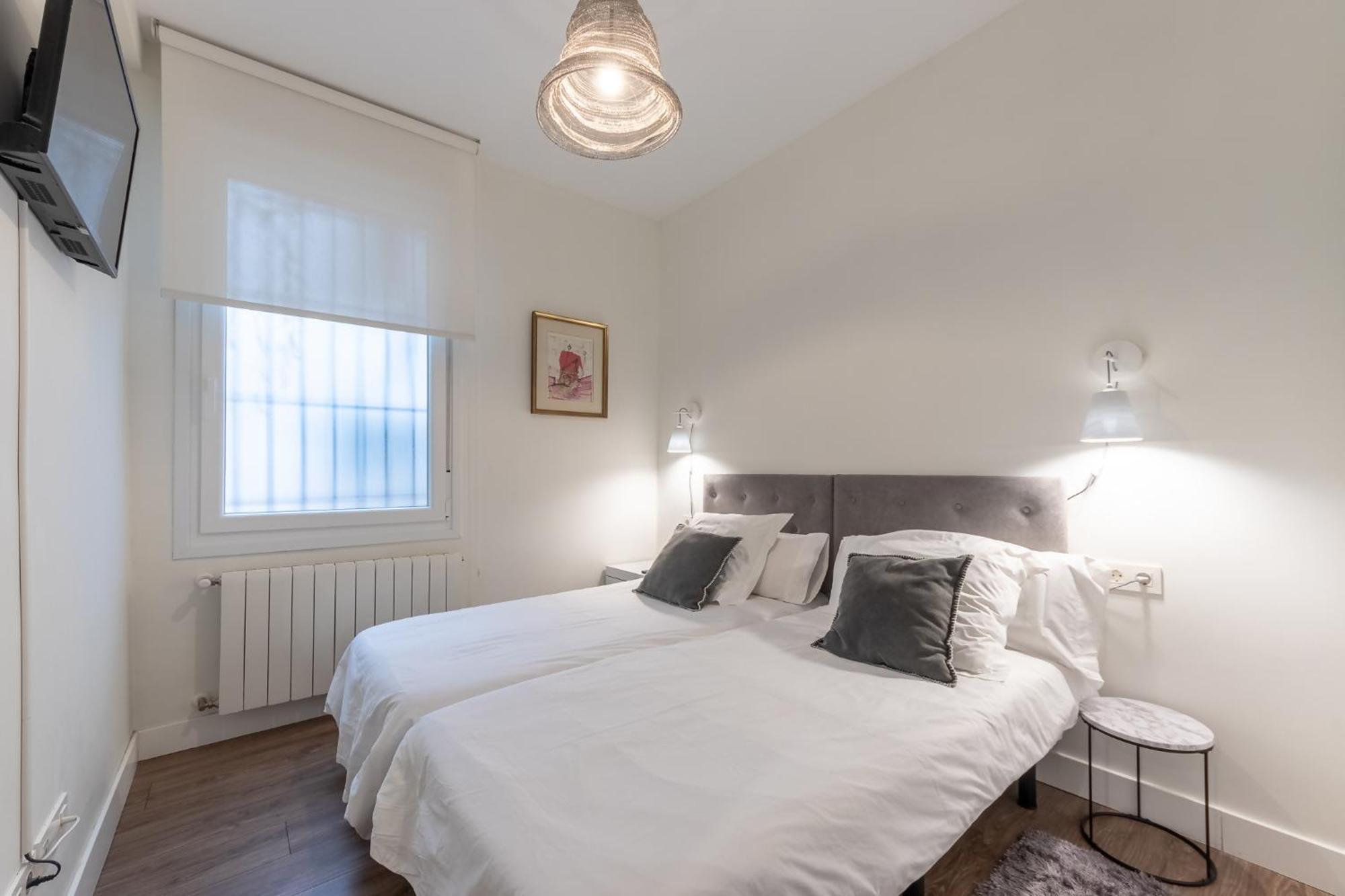 Homeloving Apartment Bilbao Centre With Parking المظهر الخارجي الصورة